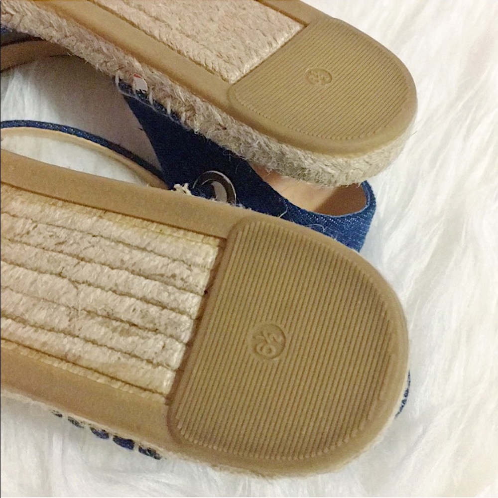 Daya by Zendaya Moore Wrap Espadrille Flat Sandals - Picture 8 of 8